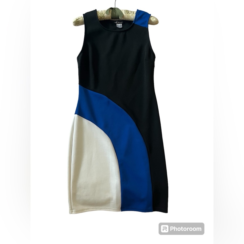 Venus black blue and white pullover dress small